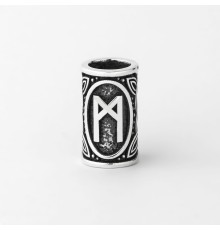 Шарм с руной Манназ из серебра