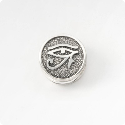 Шарм Глаз Гора (Уаджет) из серебра
