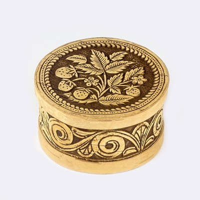 Берестяная шкатулка для оберегов - Земляника