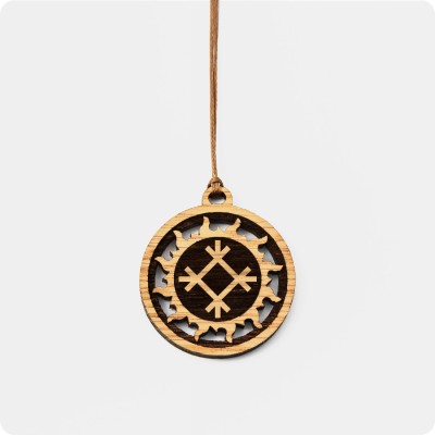 Оберег Целебник в Солнечном круге из Дуба