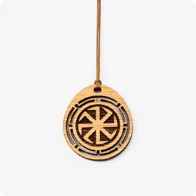 Оберег Коловрат из дерева Дуба