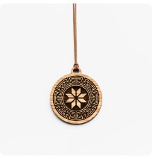 Славянский оберег Алатырь из дерева