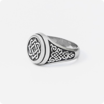 Кольцо с оберегом Звезда Лады-богородицы из серебра