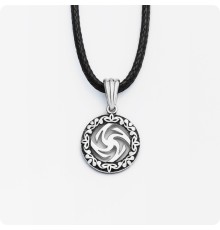 Оберег Вайга (Символ Тары) из серебра в круге (малый)