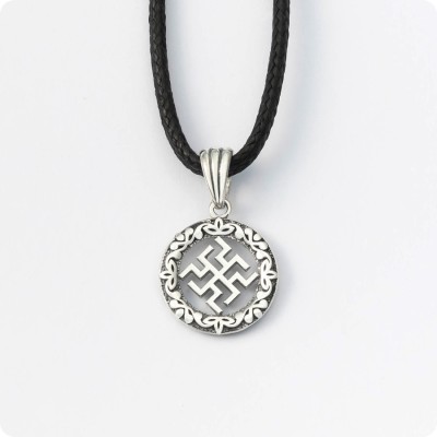 Оберег Зайчик из серебра в круге (малый)