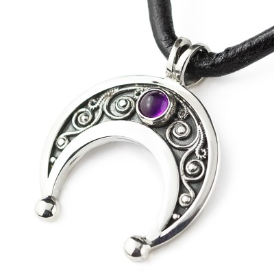 Оберег Лунница с камнем