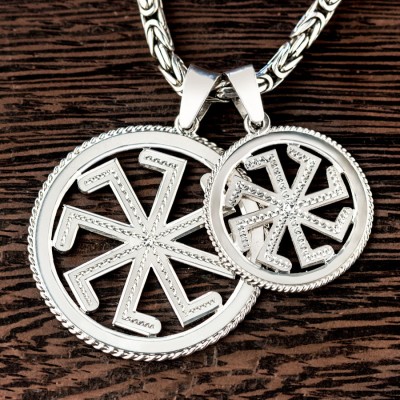 Оберег Колядник из серебра в круге